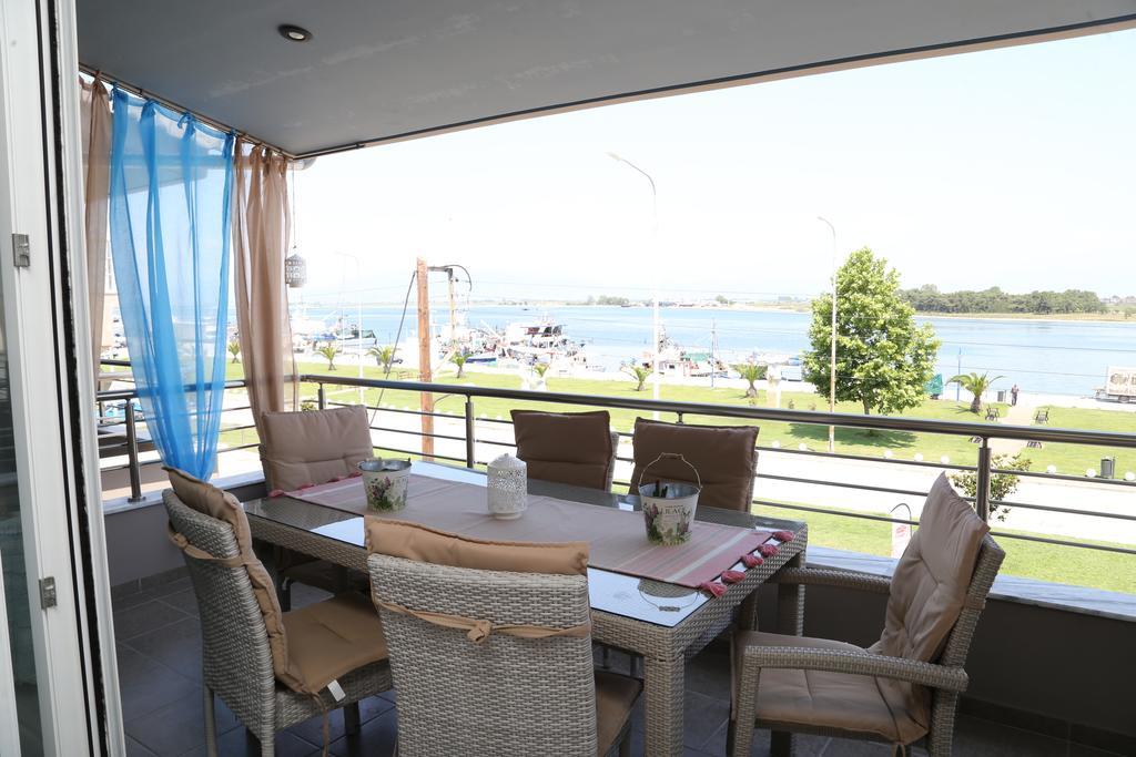 Lakis Luxury Apartment Keramotí Kültér fotó